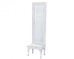 Courtney Mirror