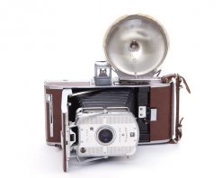 Levitt Camera