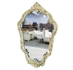 Aretha Mirror
