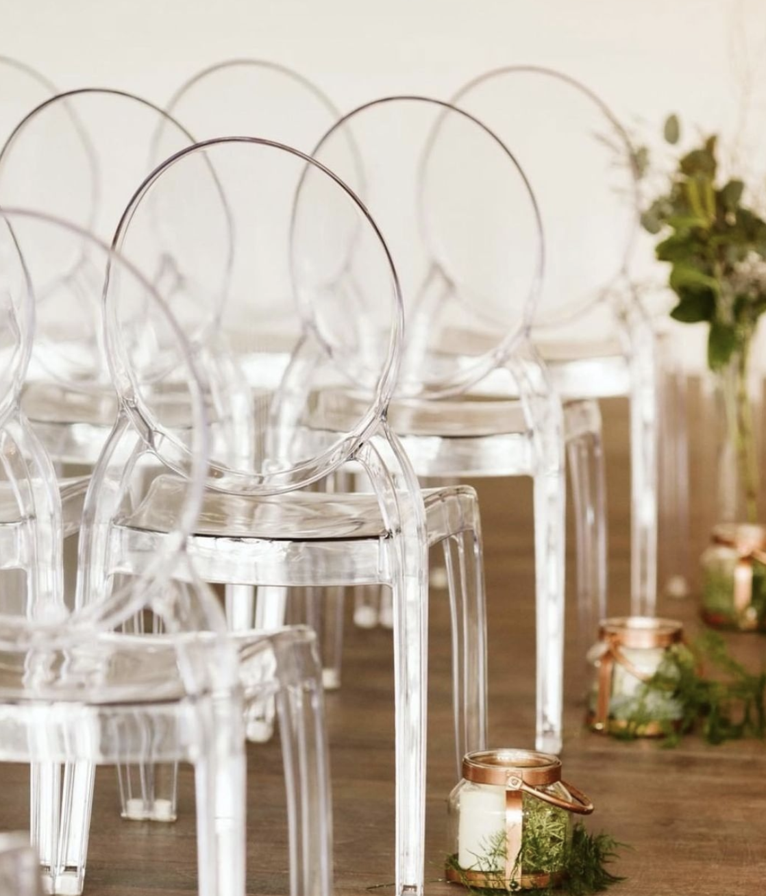 13 Popular Wedding Chair Styles